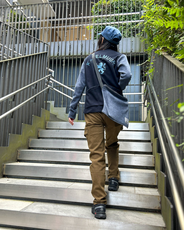 【直営店限定】レトロサコッシュ