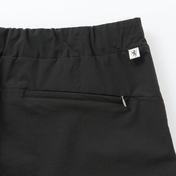 ストレッチナイロン　ハーフパンツ