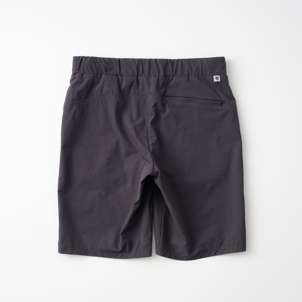 ストレッチナイロン　ハーフパンツ