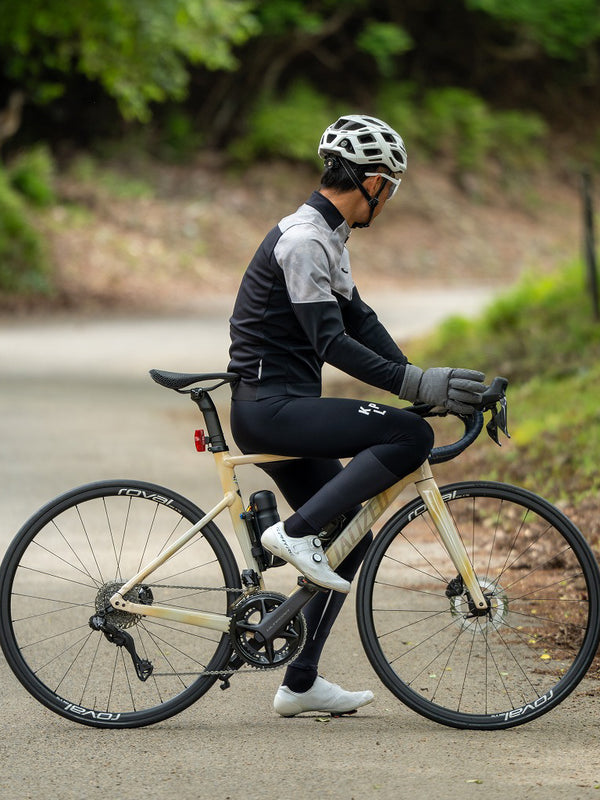 防風ジャケット　アブストラクト