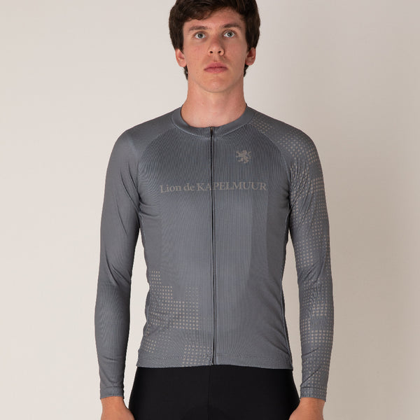 Random dot print long sleeve jersey