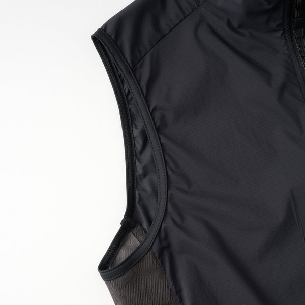 ストレッチウインドベスト　リップストップ　バックポケット付き